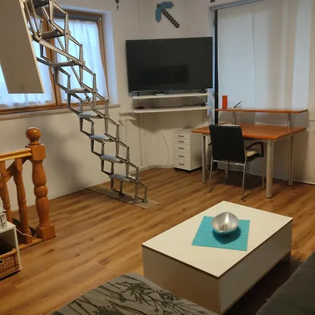 Mini-haus Mit Charme Zwischen Muenchen Und Chiemsee *