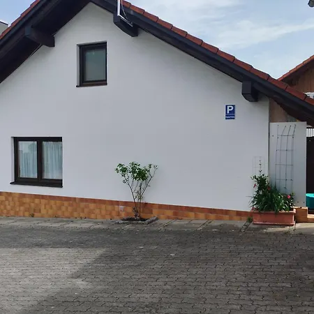 Appartement Mini-haus Mit Charme Zwischen Muenchen Und Chiemsee *